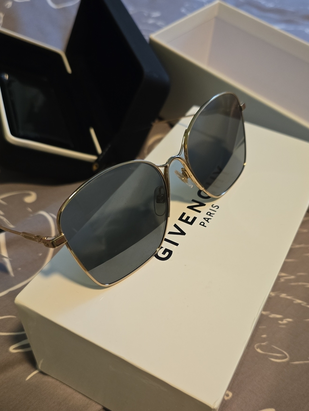Givenchy GV Day Square Sunglasses Black & Gold